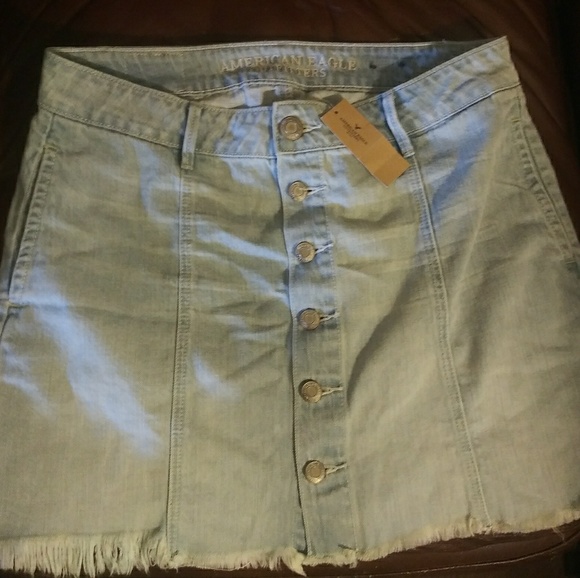 American Eagle Outfitters Dresses & Skirts - American Eagle Outfitters Denim Skirt